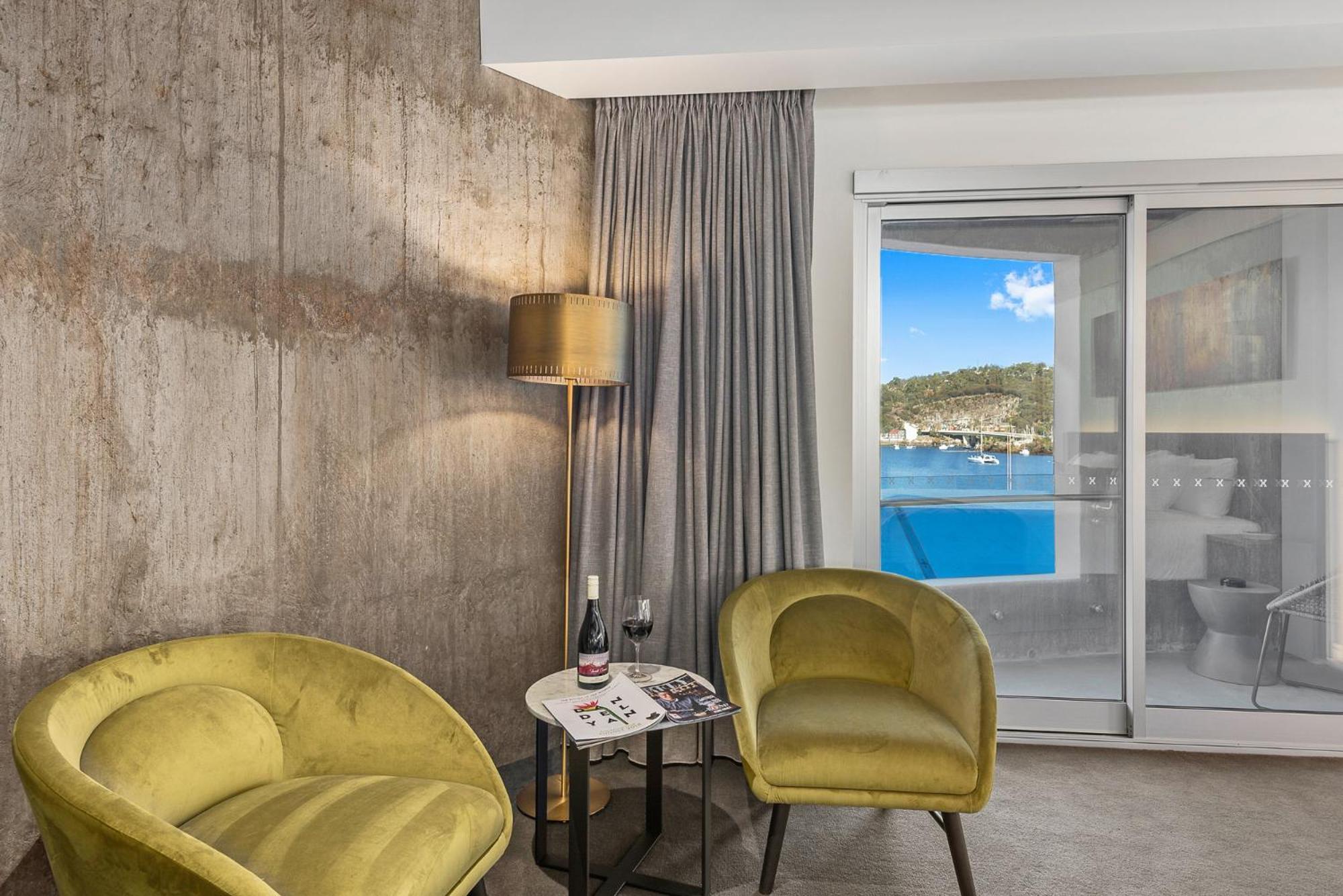 Peppers Silo Hotel Launceston Exterior photo A room at the hotel