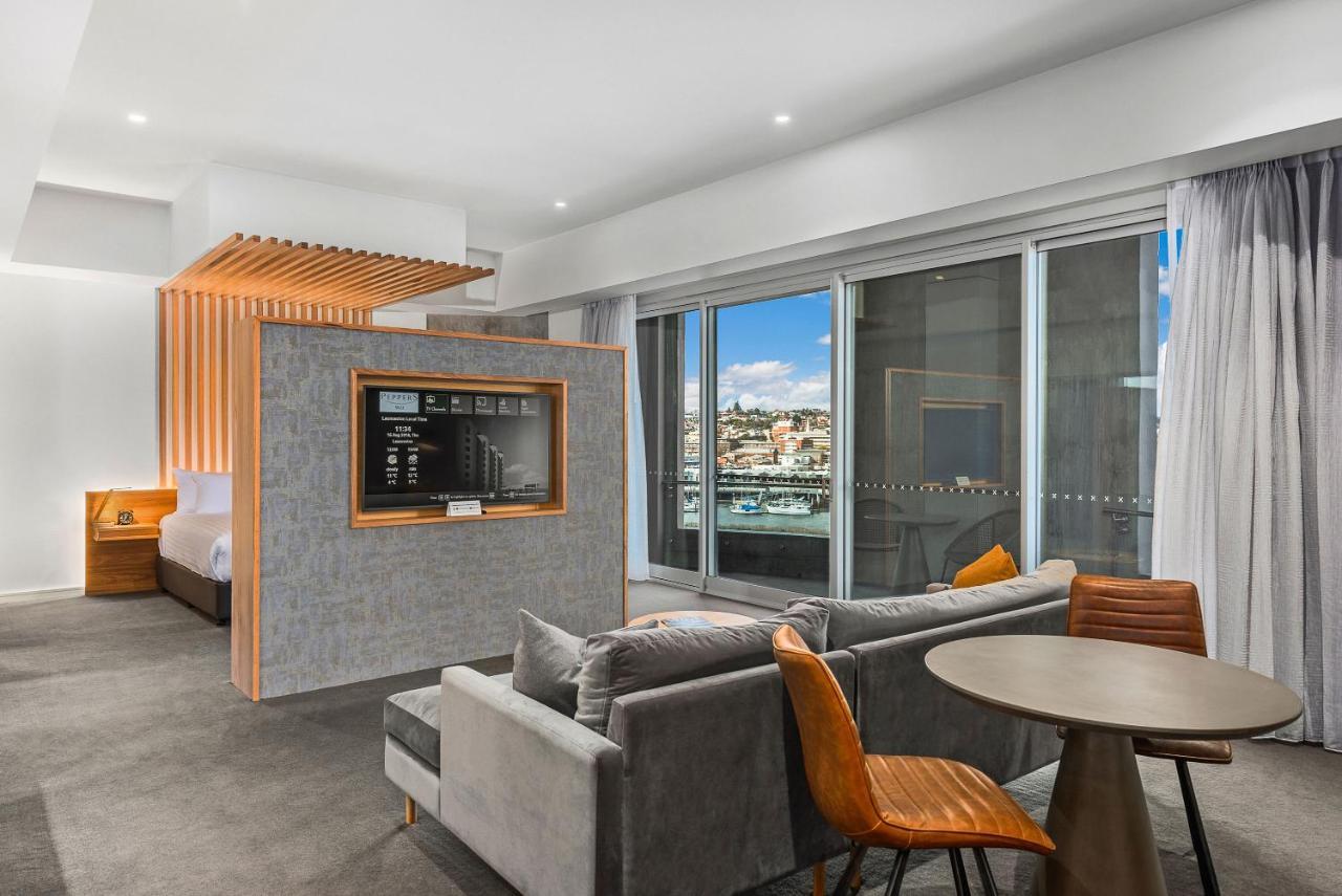 Peppers Silo Hotel Launceston Exterior photo A suite at the hotel